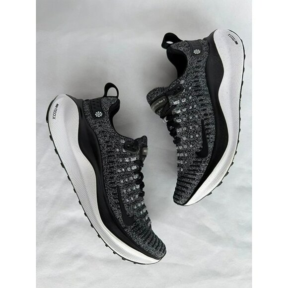 6 WOMEN'S  NIKE REACTX INFINITY RUN 4 OREO BLACK WHITE DR2670-003 RUNNING - Picture 1 of 7
